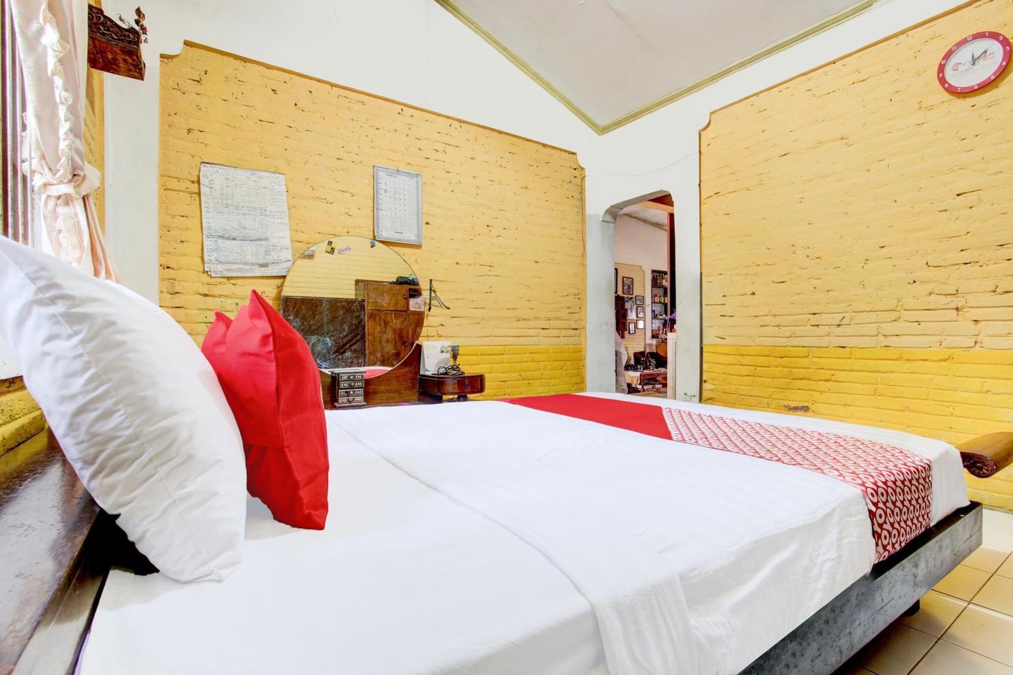 Oyo 94000 Omah Citra Genia Homestay Ngaglik エクステリア 写真